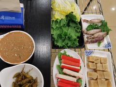 -楼外楼大刀肉传统火锅(西安大路店)