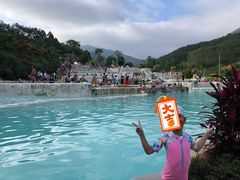 -十万大山布透温泉