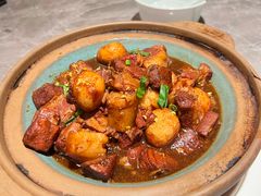 -吕氏焗小鲜•花园餐厅(八大关店)