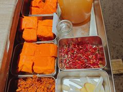 重庆原始红油现炒锅底-王歘歘·chuǎ火锅(五道营店)