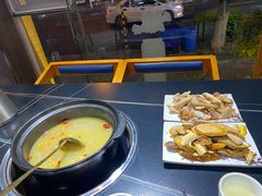 -野菌皇海景野生菌火锅(滨海大道店)