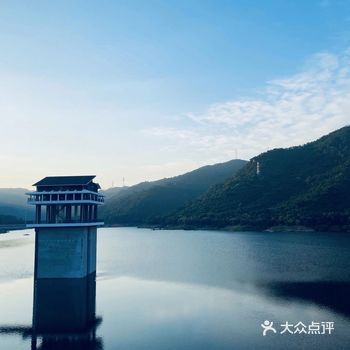 深圳最美山水风景地之梅林水库