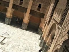 -阿里·本·优素福神学院