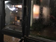 -莓园冰淇淋店
