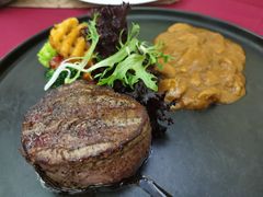 香煎菲力牛排配黑椒汁-红房子西菜馆(淮海中路店)