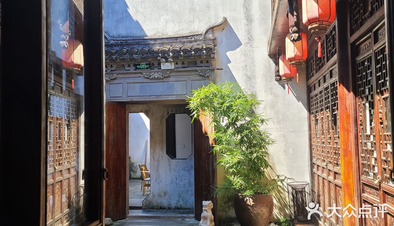枫泾的静时光借此细流慢淌