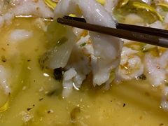 无刺酸菜鱼-豫江南川湘料理(岗顶六店)