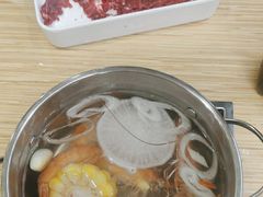 -杨老板·海鲜集市火锅·鲜切牛肉(中防万宝店)
