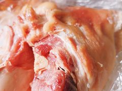香酥咸蹄髈-老人和饭店(淮海中路店)