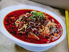 -川流不息·地道川菜·小龙虾(松东路店)