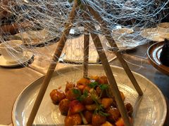 创意鲜果咕噜肉-广州文华东方酒店·江-由辉师傅主理