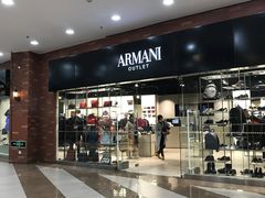 -GIORGIO ARMANI(燕莎奥特莱斯购物中心店)