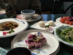 -忘忧草融合私房菜(红鼎国际店)