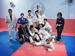 -金翼跆拳道巴西柔术拳击格斗学院