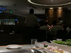 -海底捞火锅鲜切牛肉主题店(长寿路店)