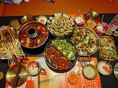 -何师烧烤Pro ·江湖川菜·小龙虾·精酿(太古里旗舰店)