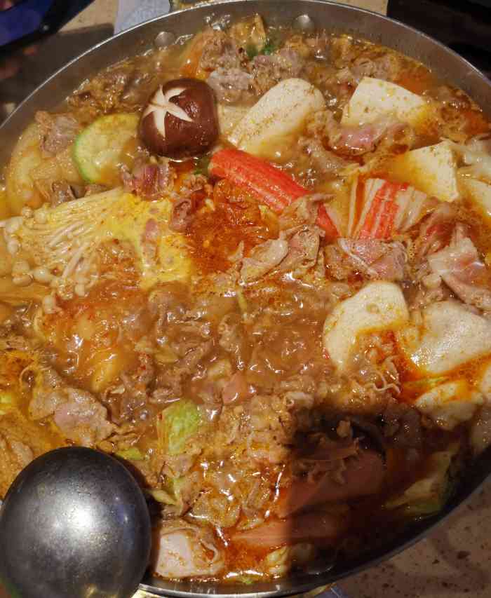 亲旧部队锅(高鑫店)-"高鑫广场的亲旧餐厅,去过好几次.看到有活.