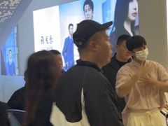 -新百广场(地铁站)