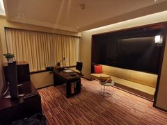 -上海龙之梦万丽酒店