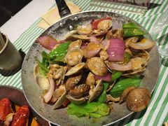 -巴厘龙虾·榜首油焖大虾(音乐学院·沿江酒馆店)