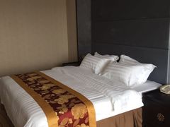 -张家界大成山水国际大酒店