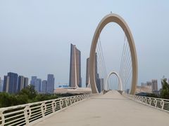 -南京眼步行桥