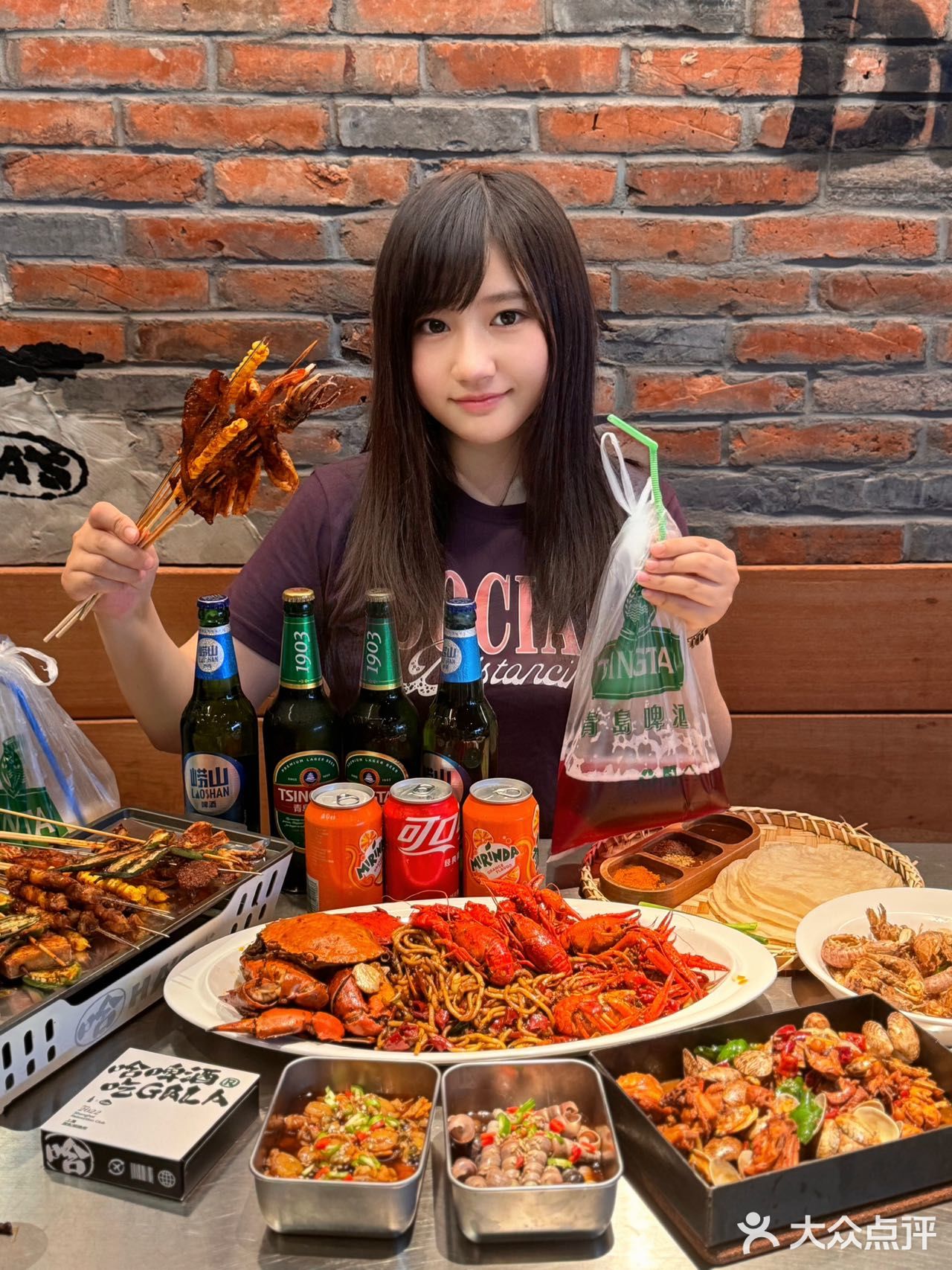 夏天的标配：喝酒撸串小龙虾吃起来‼️