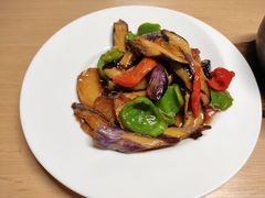 地三鲜-关东小磨东北菜(上海长风大悦城店)