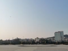 -汇泉广场