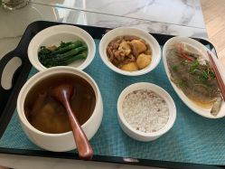 -臻康乃馨月子中心(集美店)
