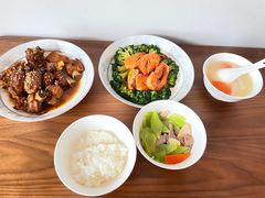 -鲸励母婴月嫂(望京店)