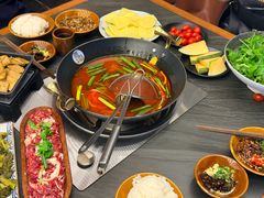 -贵厨酸汤牛肉(花果园国际中心店)