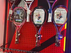 -YONEX苗江运动城(源深店)