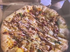 -必胜客(WOW中心城店)