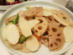 -八月花(旺角朗豪坊店)