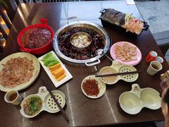 -巴倒烫陆派火锅山庄(南山总店)