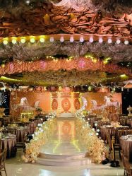 -花嫁丽舍婚礼殿堂(世博江景店)