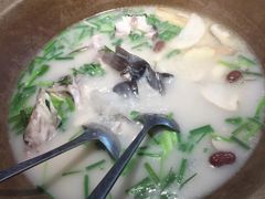 -咕嘟草帽鱼·牛奶一样的鲜鱼汤(包河万达广场创始店)