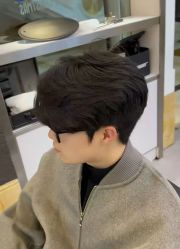 -尤司男士国潮理发馆