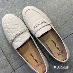 花乡奥莱鞋品牌图片