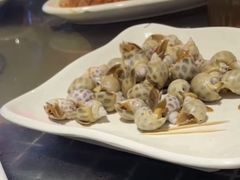 -三亚火车头万人海鲜广场