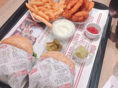 -The Habit Burger Grill 哈比特汉堡(爱琴海店)