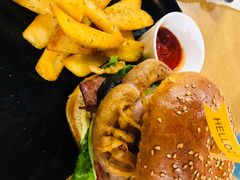 -HELLO 27 意面·沙拉·帕尼尼