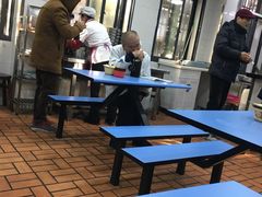 -天天锅贴王(迎凤街店)