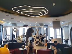 -TOP HAIR SALON