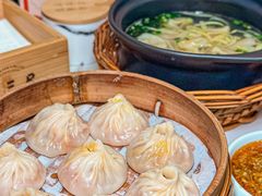 -馋三尺蟹粉小笼(人民广场店)