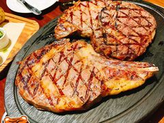 -恰餐厅及酒吧 CHAR Bar & Grill (北京丽都皇冠假日店)