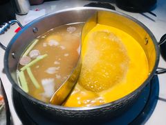 -左庭右院鲜牛肉火锅(浦江欢乐颂店)