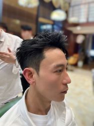 -尼特斯男士发型馆