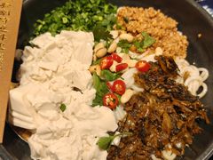 豆花米线-滇道云南特色料理(康定路店)